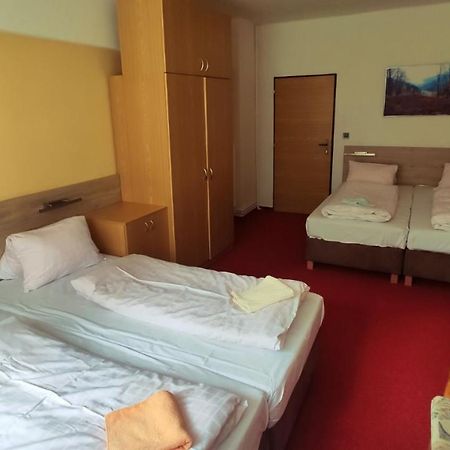 Hotel U Prehrady Moravka Luaran gambar
